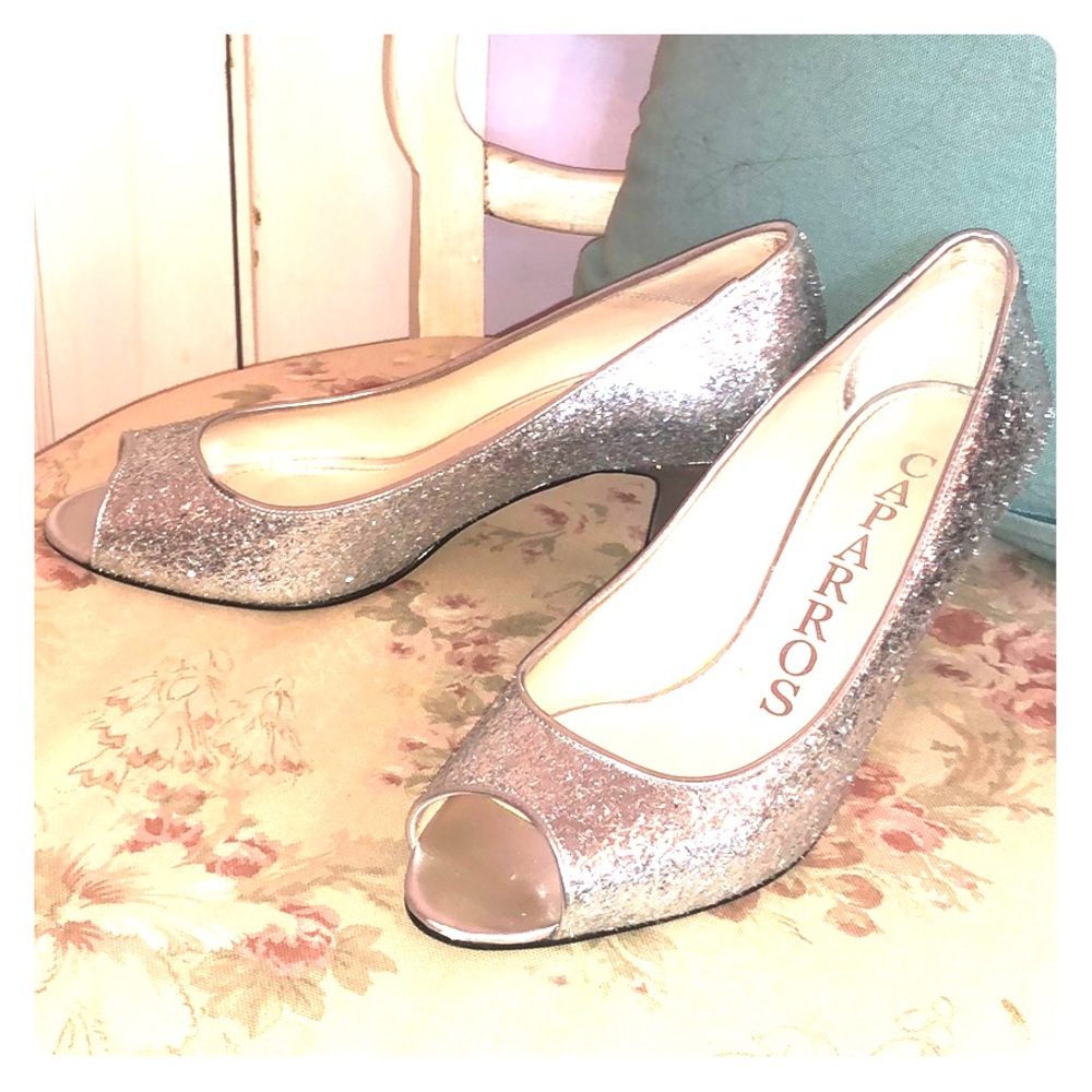So Silver 2.5 in Caparros Heels